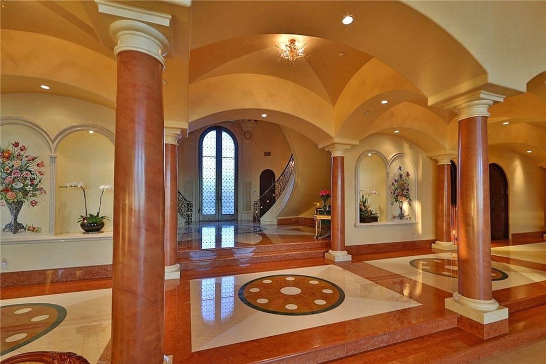 Tranquil Opulent