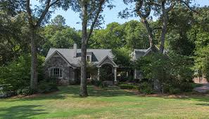 Selling a Home in Greenville Country Club