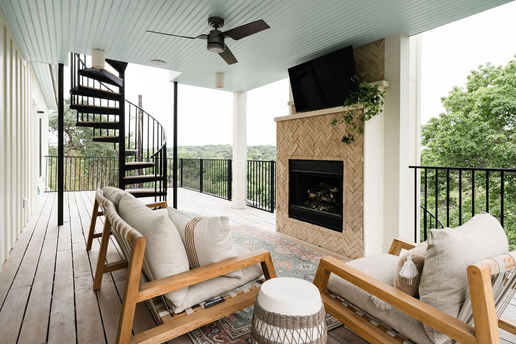 1308 Alta Vista Ave