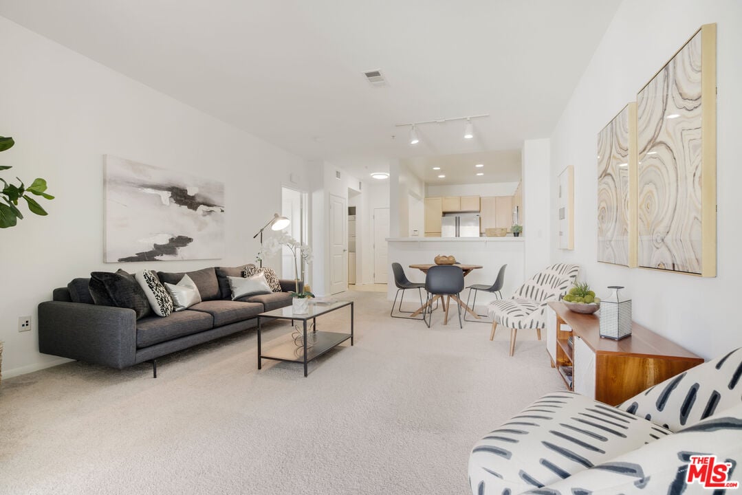 6400 Crescent Park E, Unit 326