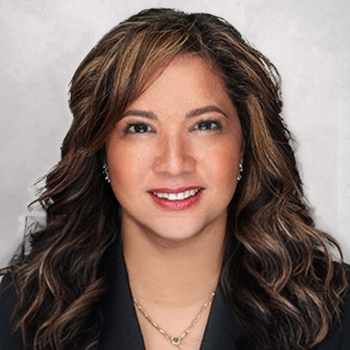 Eileen Perez Woodbridge Township, NJ Real Estate Agent Headshot