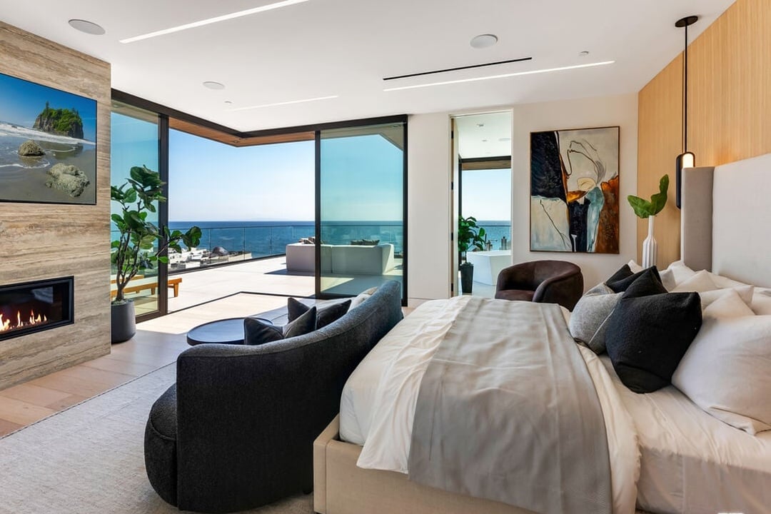 Zenith Horizon, Malibu Rd, 90265