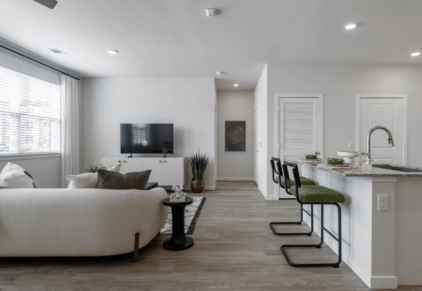 Enjoy up to 2 MONTHS BASE RENT FREE + a $1,250 gift card!