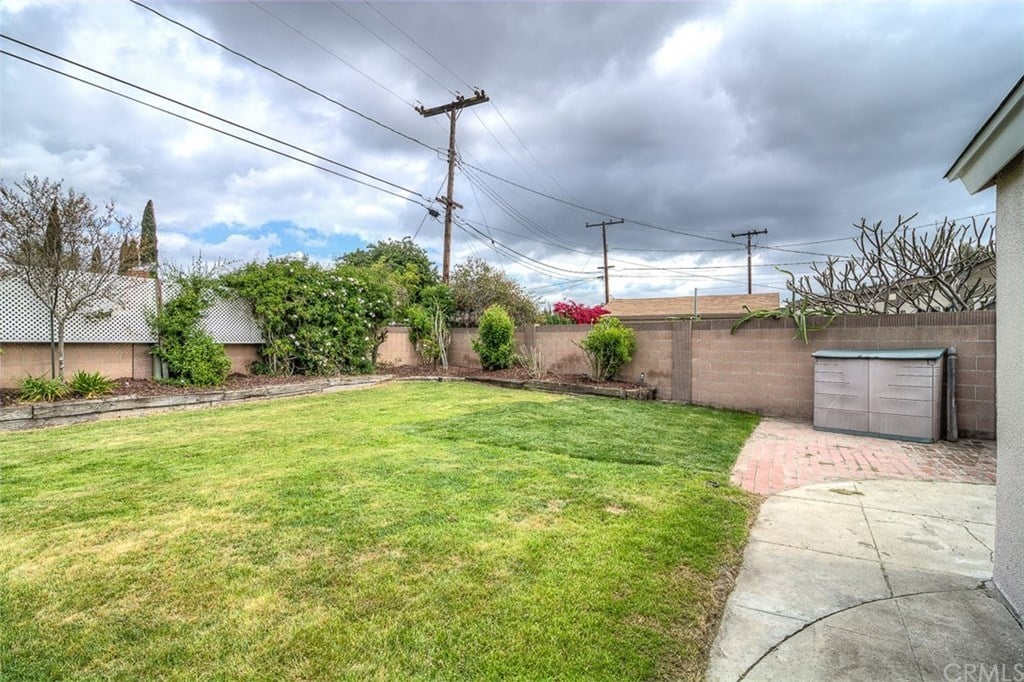 12341 Flagstone Pl