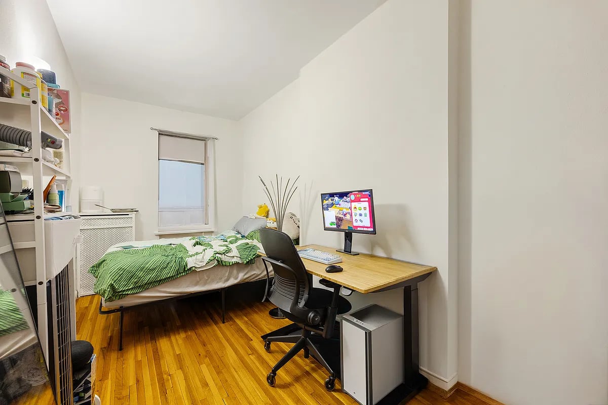 37 West 71st Street