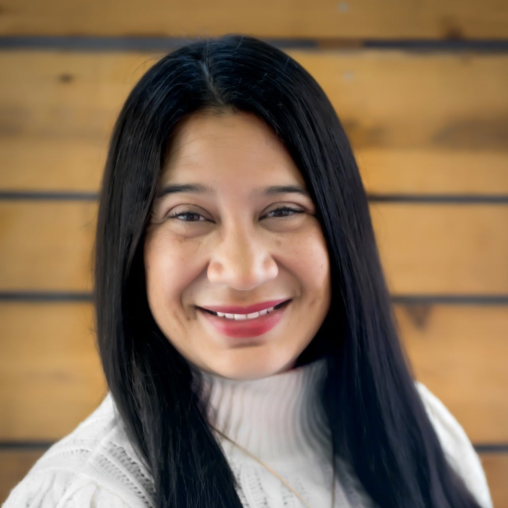 Jessica Ochs Newport Beach, CA Real Estate Agent Headshot