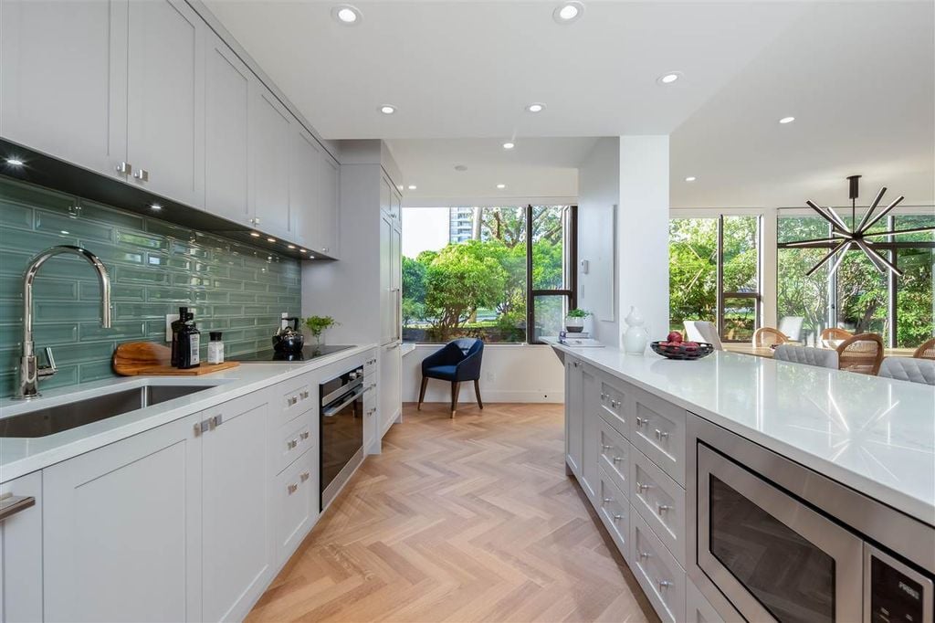2180 W 43rd Ave, #101