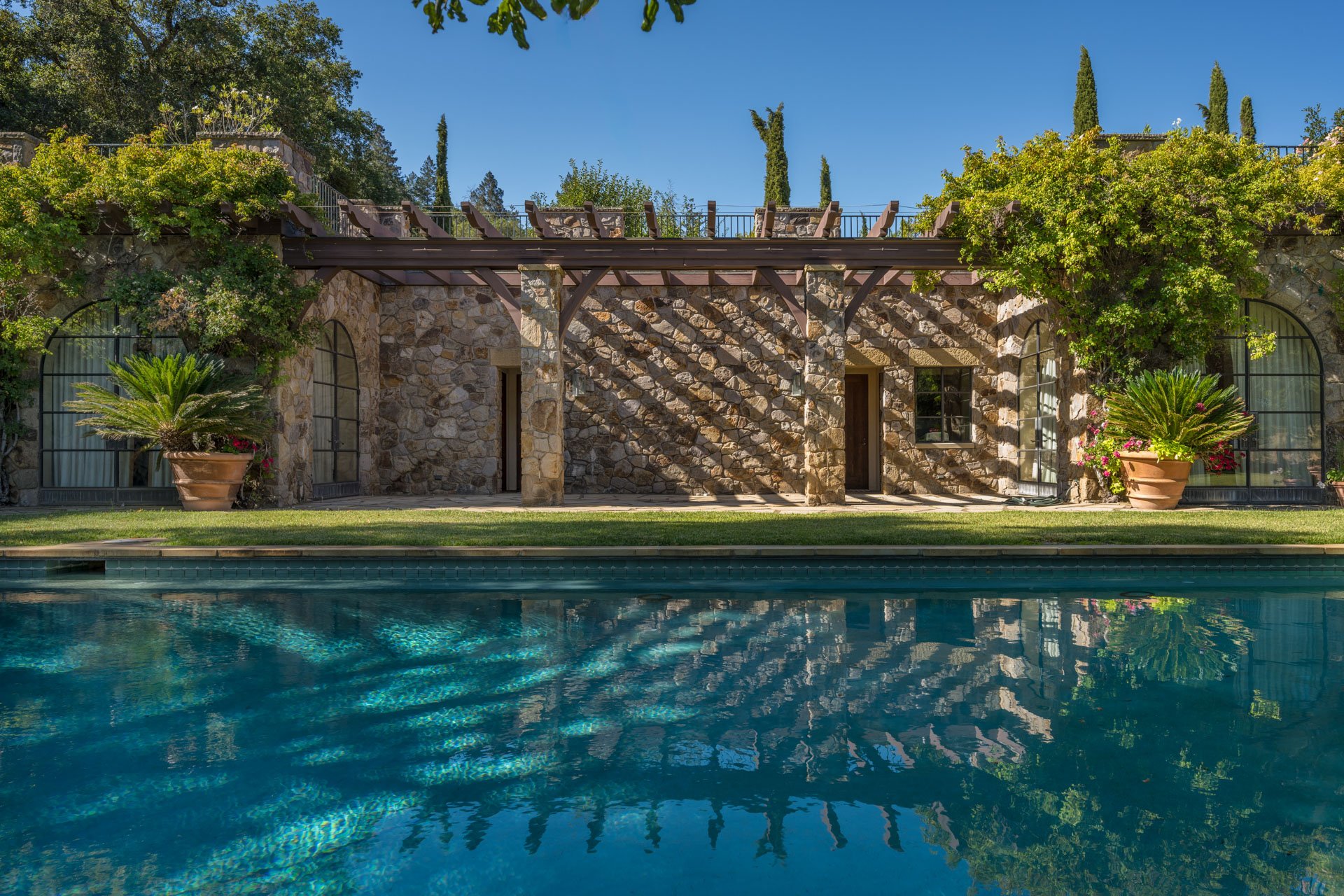 Oakville Vineyard Estate