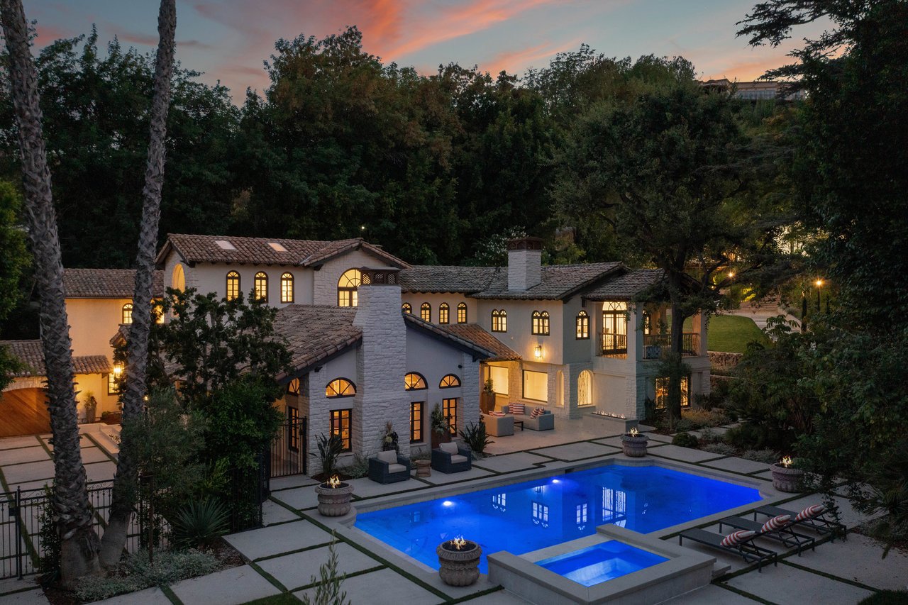 4611 Balboa Ave