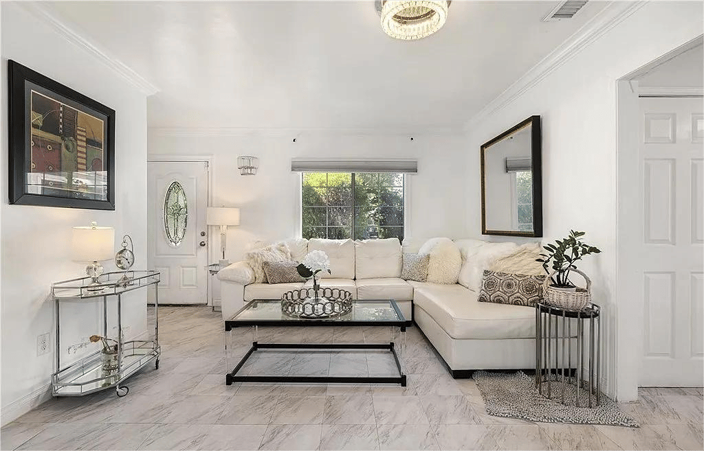 Charming Lake Balboa Fixer with Endless Potential