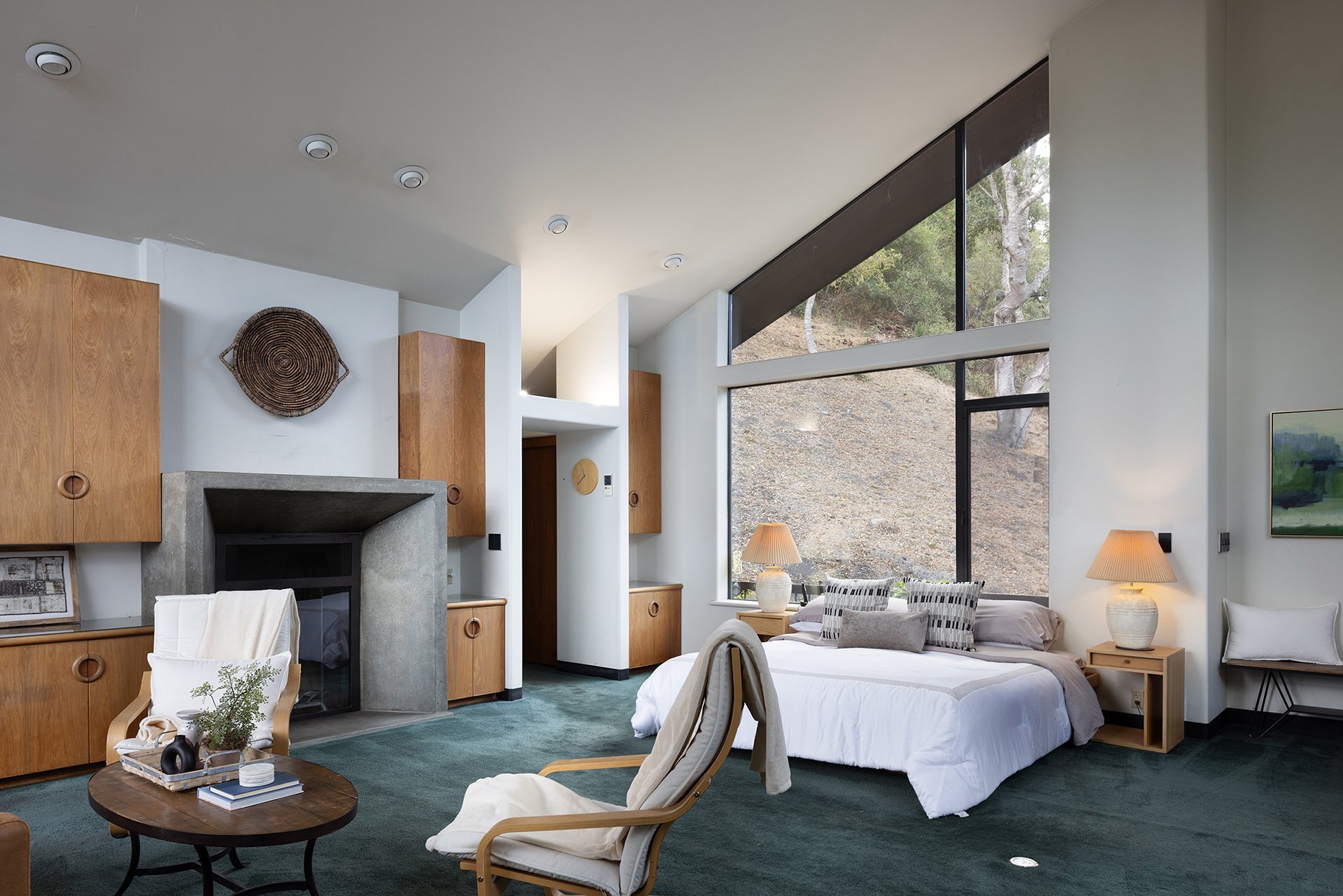 Carmel Bayview Retreat - 571 Viejo Rd