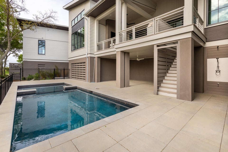 626 Bermuda Isle Street