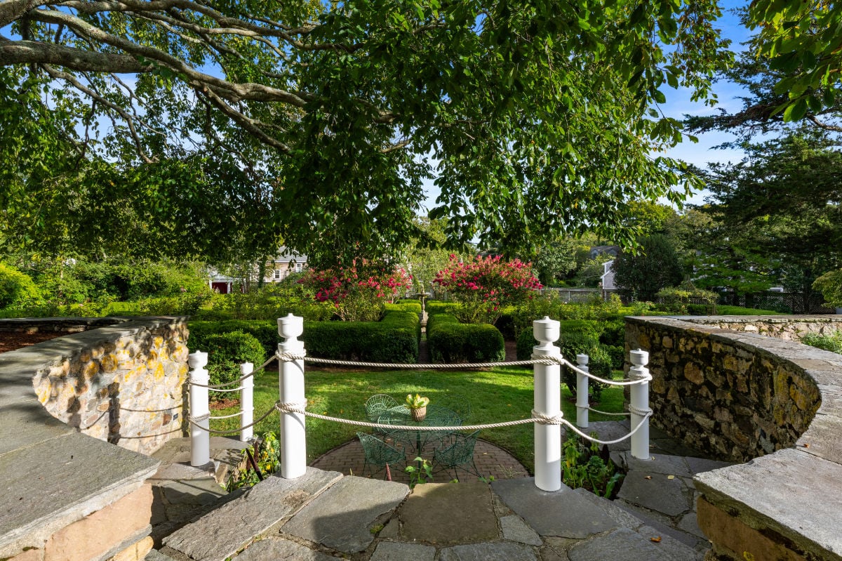 19 Pleasant Street - Moors End