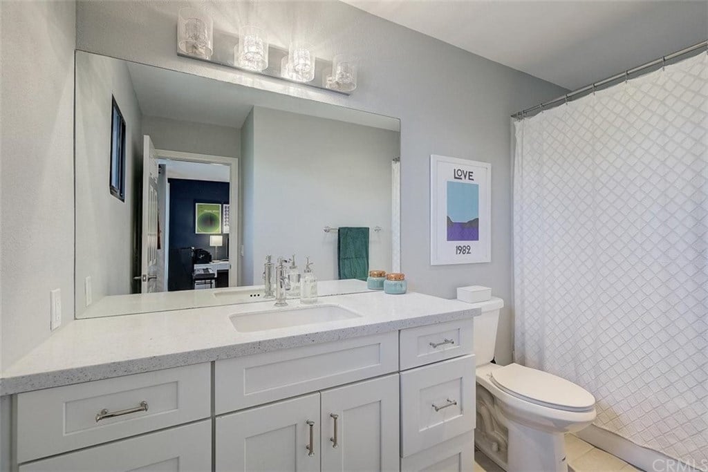 5743 Monte Vista St, Unit 6