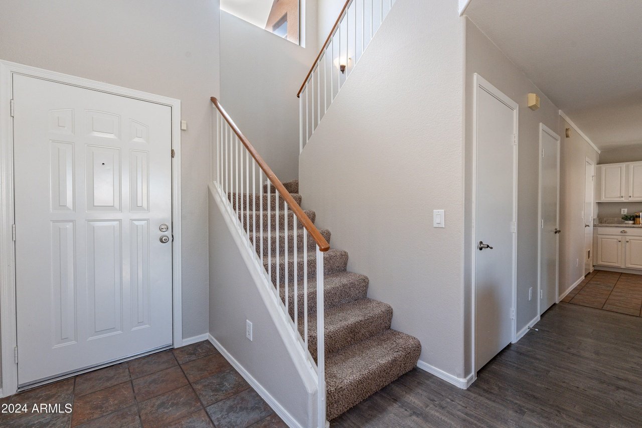 2222 E Arabian Dr