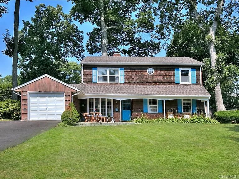 10 Saddle Road