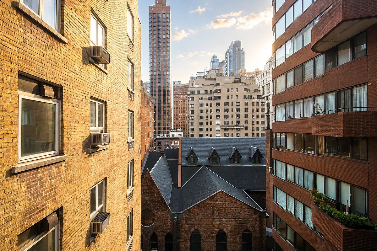 36 East 36th Street #9I