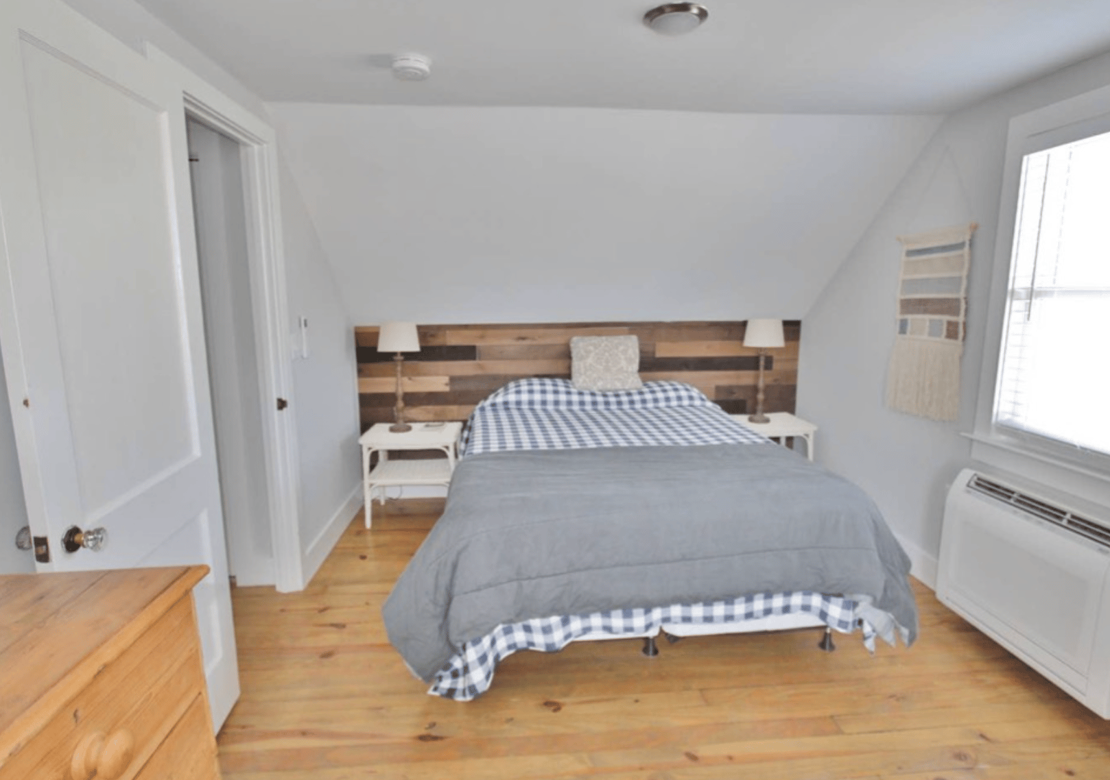 207 8th Street, Beach Haven