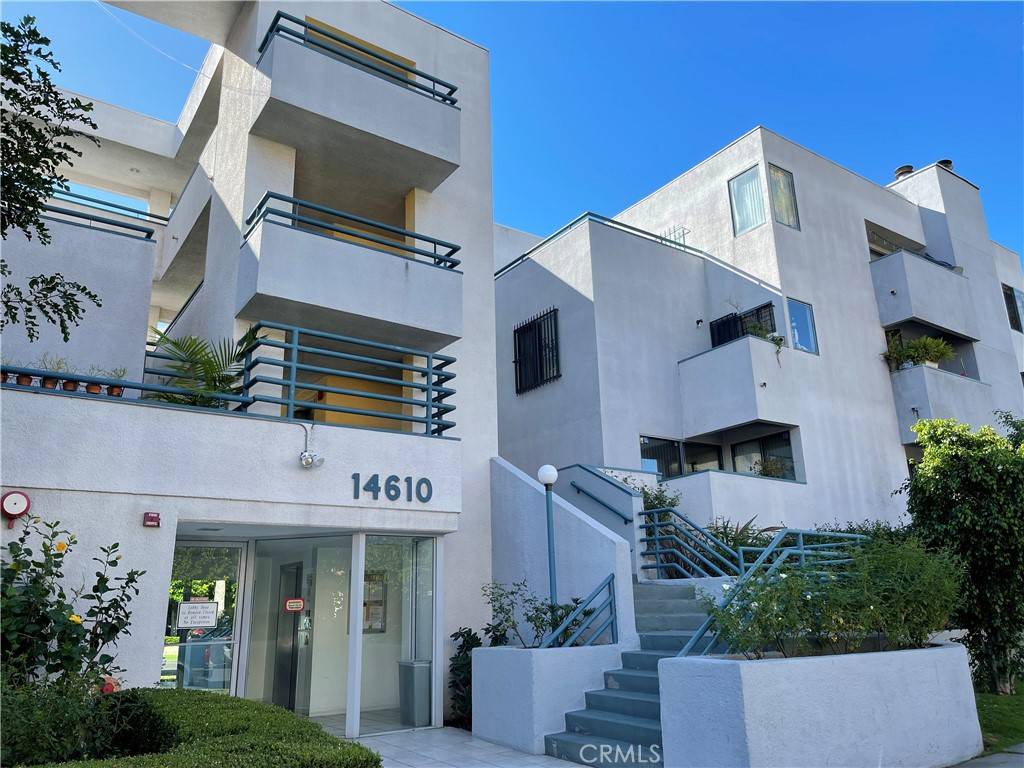 14610 Erwin St #206