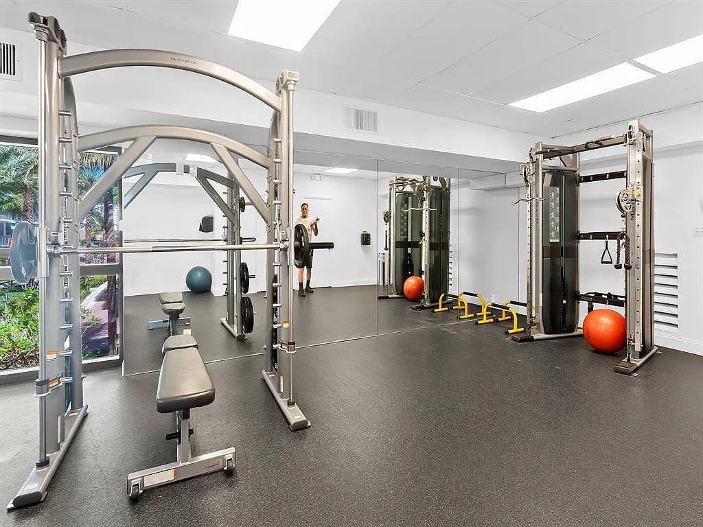 2101 S Ocean Drive 801