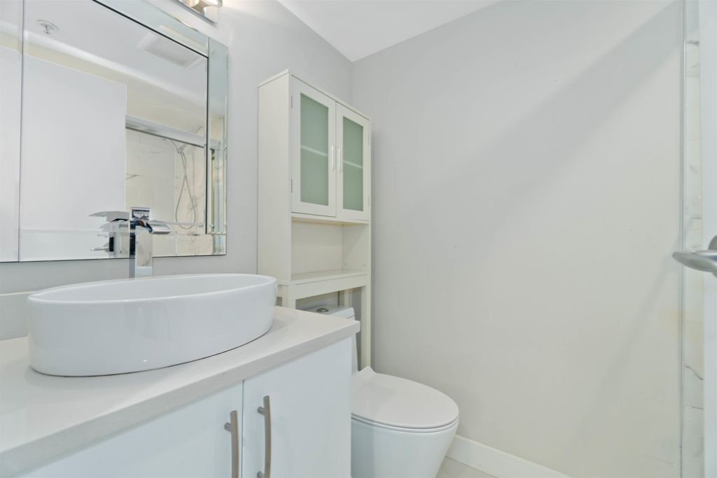 907 Beach Ave, #602