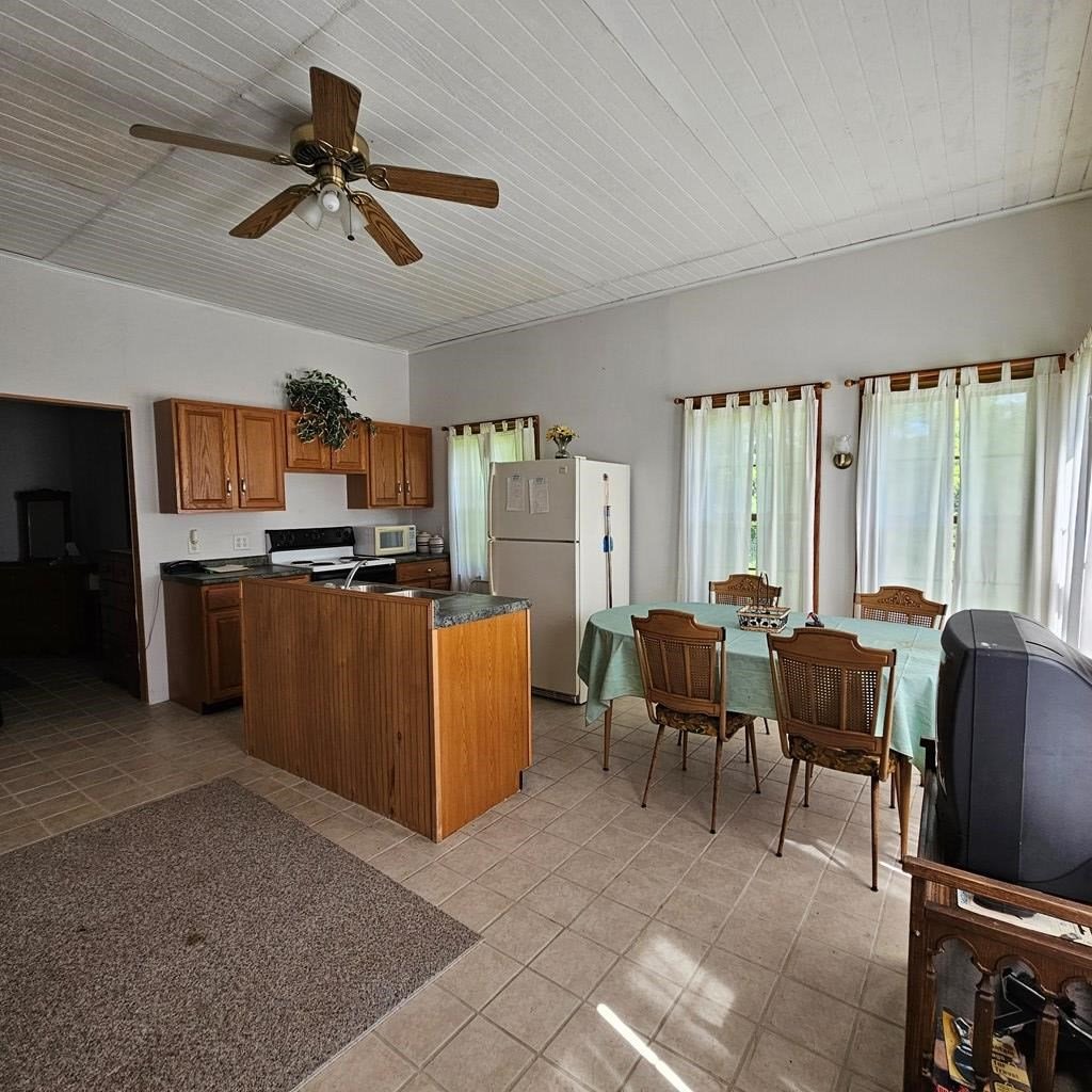359 Gazdag Road