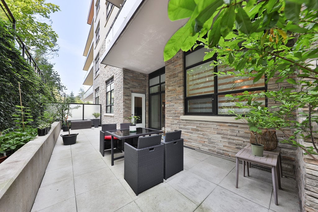 GR17-1575 Lakeshore Rd W