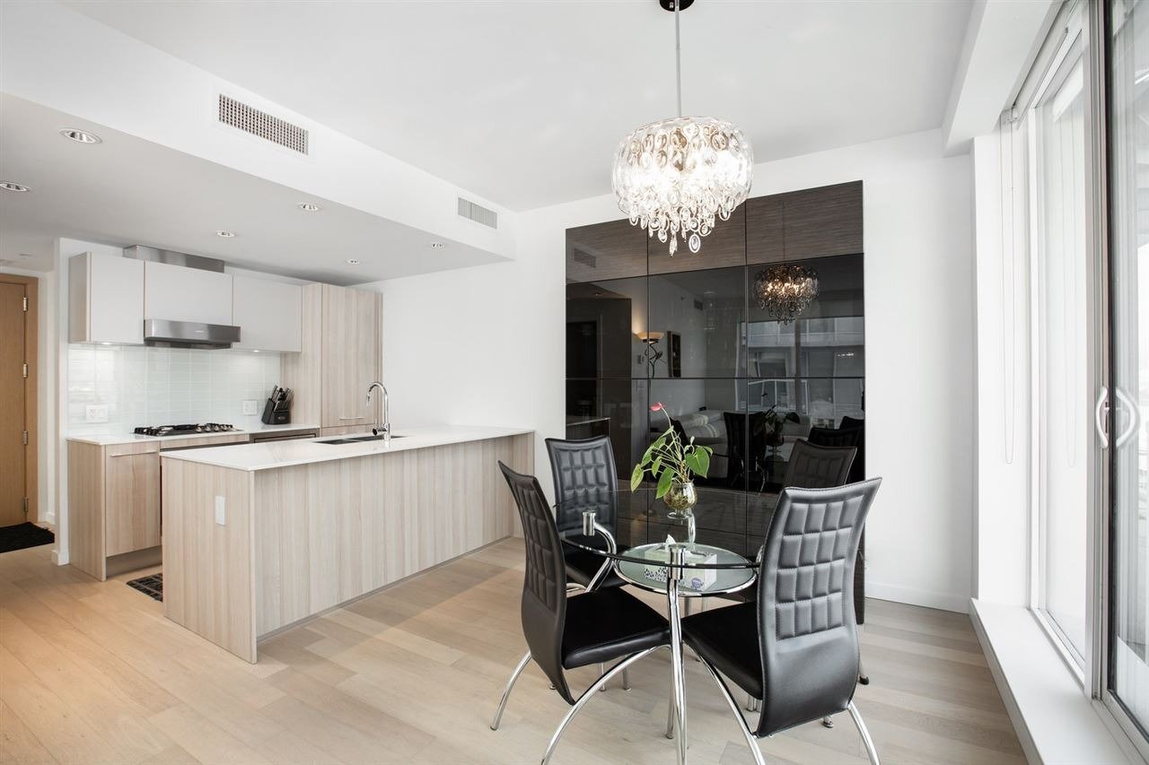 2220 Kingsway, #608
