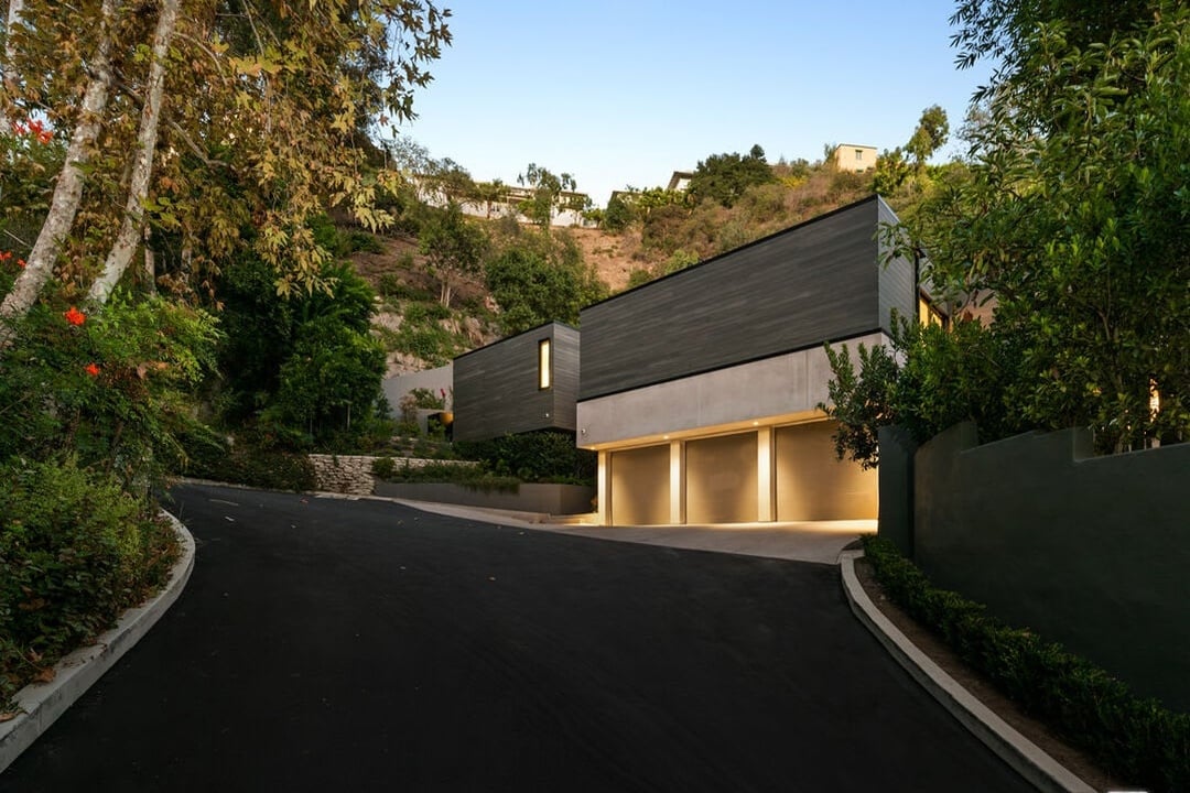 Luxe Oasis
