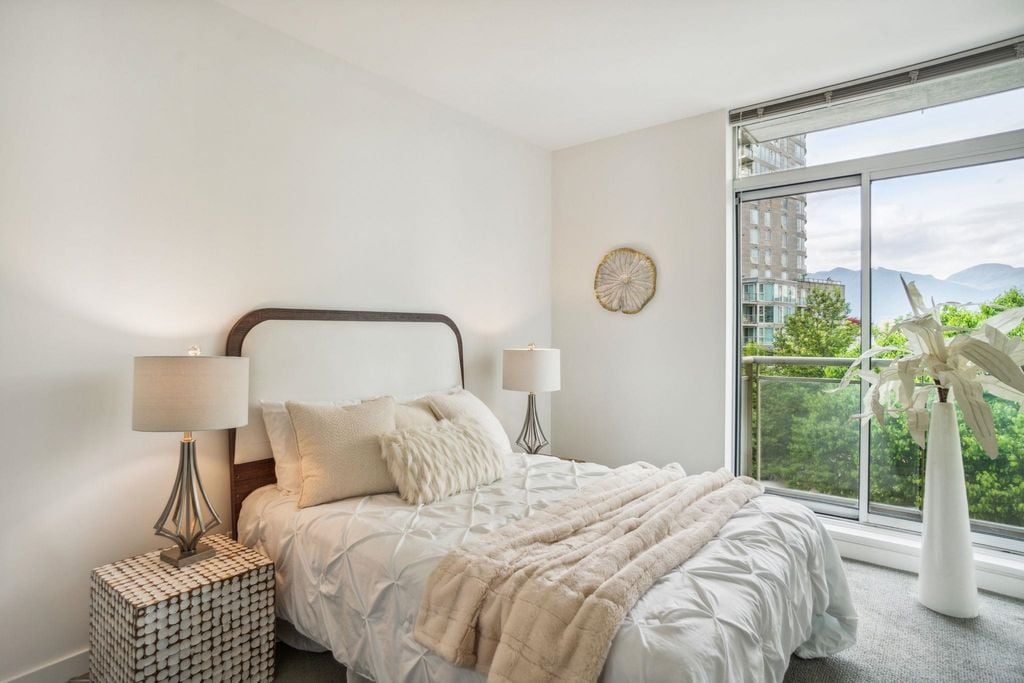 1478 W Hastings St, #400