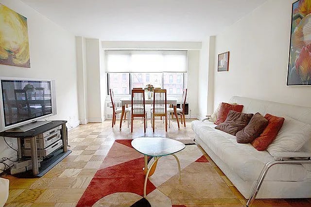 400 Central Park West, #4H