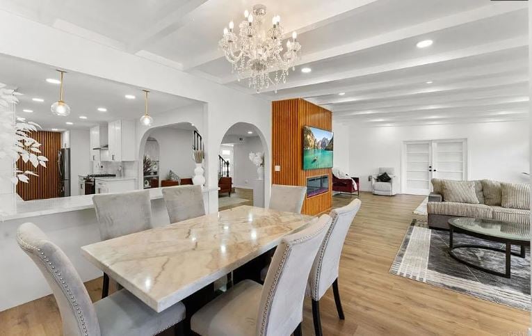 4055 Mount Albertine Ave