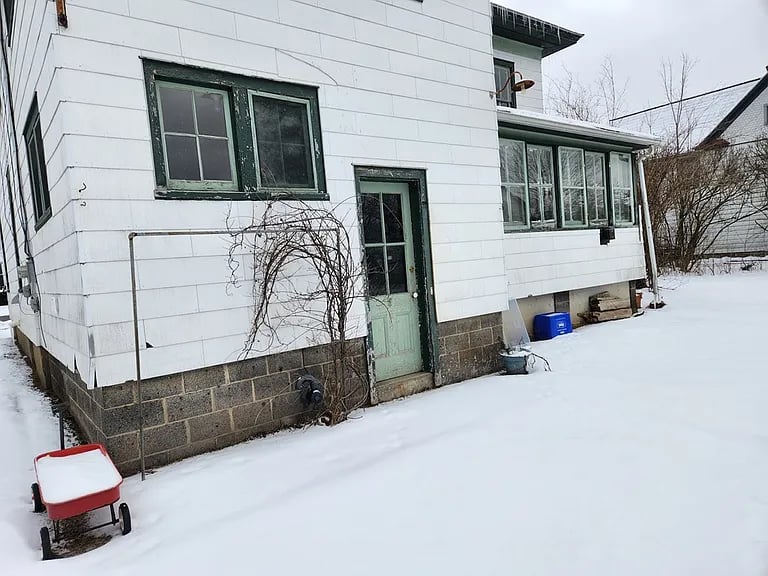 29 Extension St