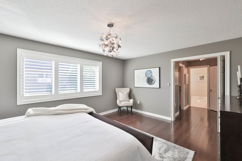 2151 Bingley Cres
