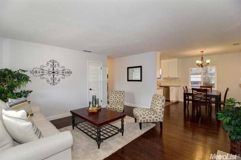 Another Home Sold in Elmhurst!