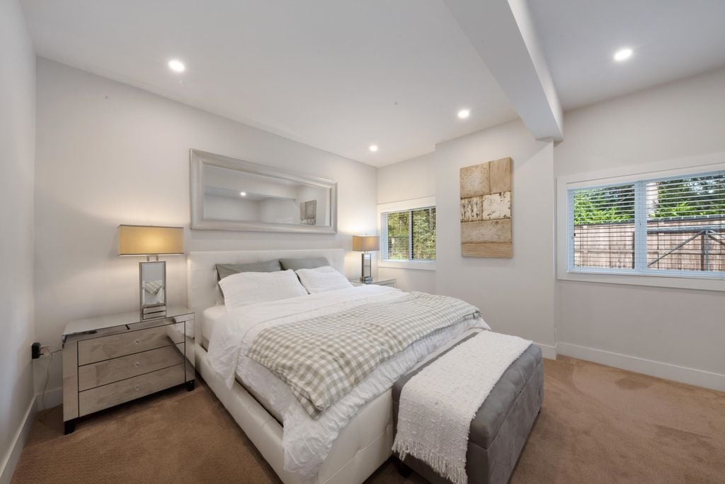 799 Grantham Pl