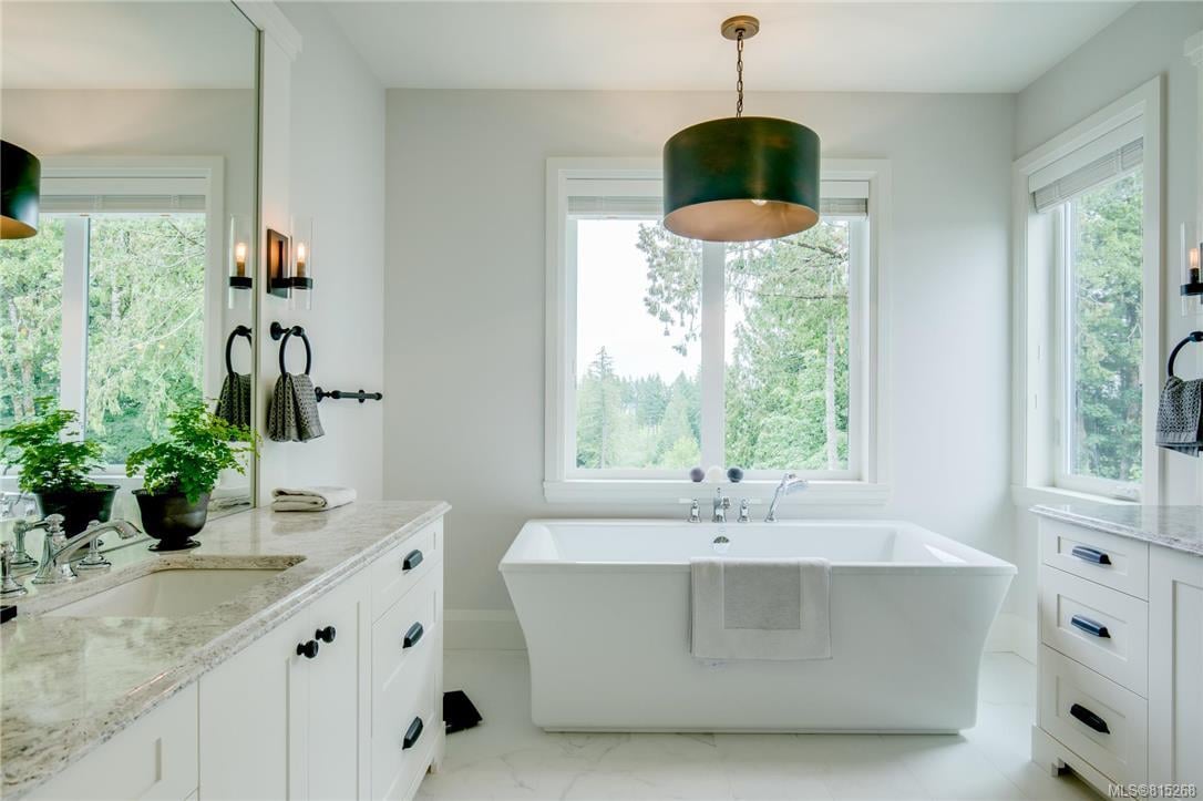 2018 Pebble Dr