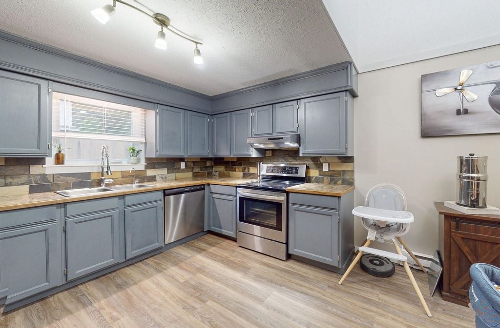 39752 Government Rd, #15