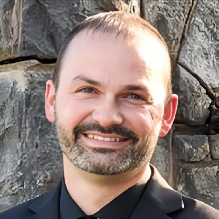 Josh Green Pulaski, TN Real Estate Agent Headshot