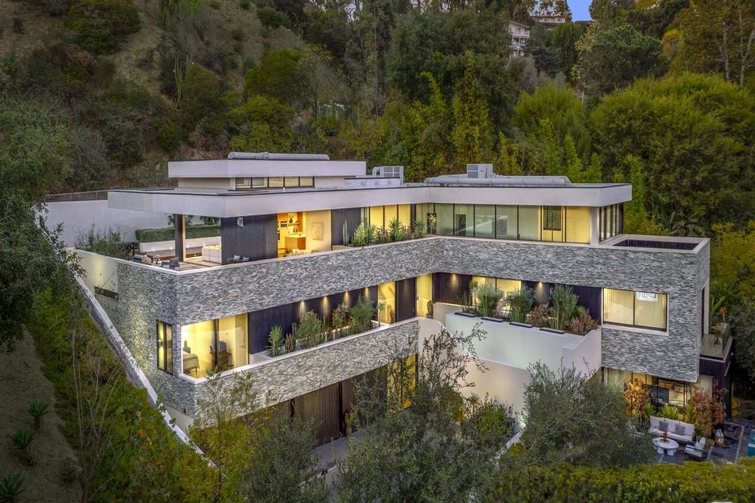 Pinnacle Manor, Willow Glen Rd, 90046