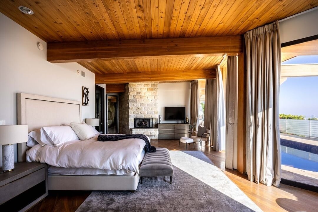 Orion Crest, Devlin Dr, 90069