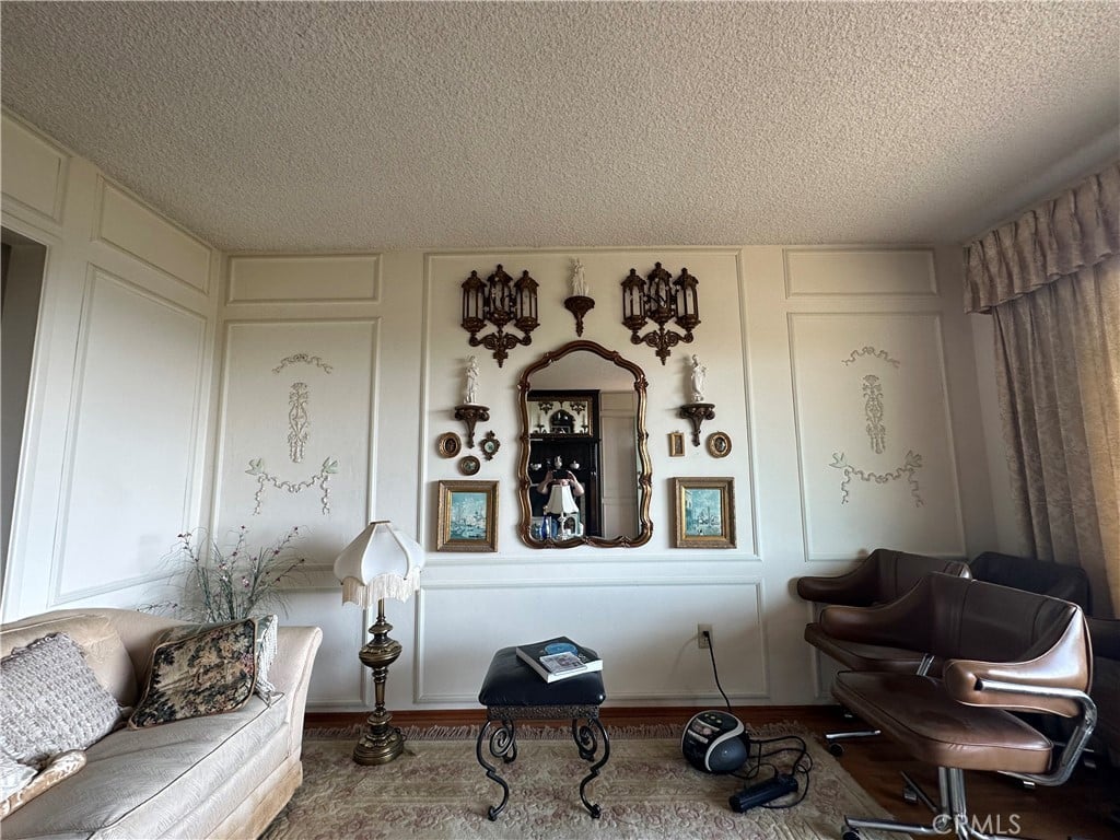 2976 Oak Hill Dr