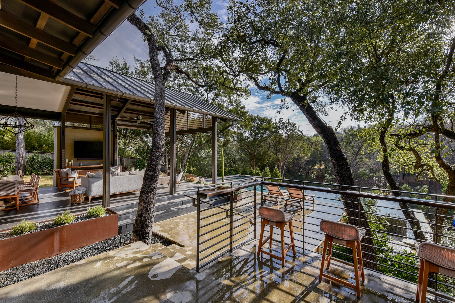 108 Parkwood Court