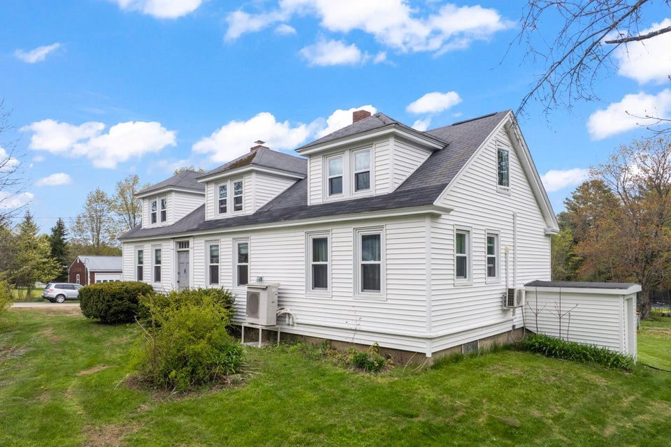 3427 Middle Rd. Sidney, Full Property Video