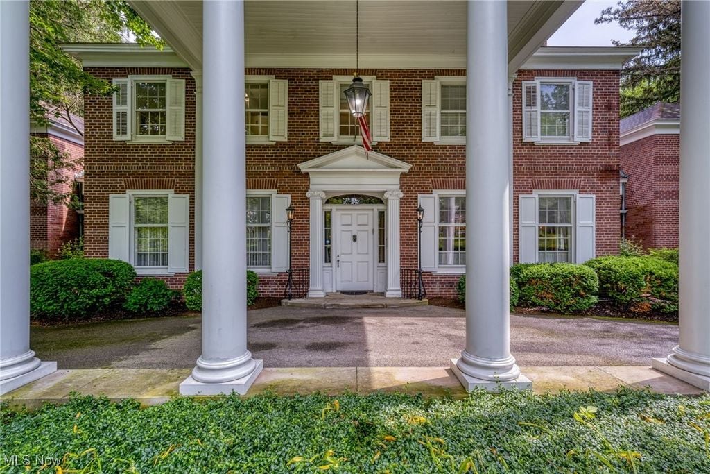 19200 S Woodland Rd