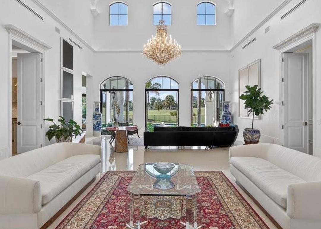 4013 Country Club Ln
