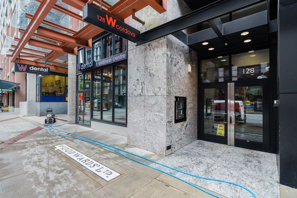 128 W Cordova St, #1601