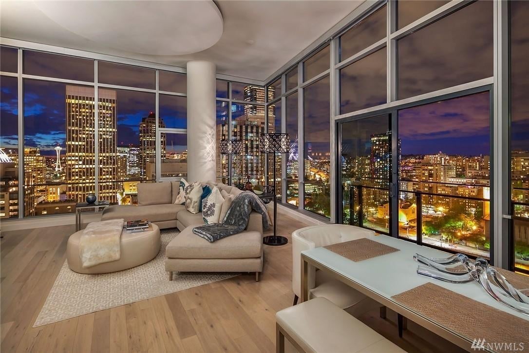 🏡 Why High-End Buyers Think Differently About Real Estate