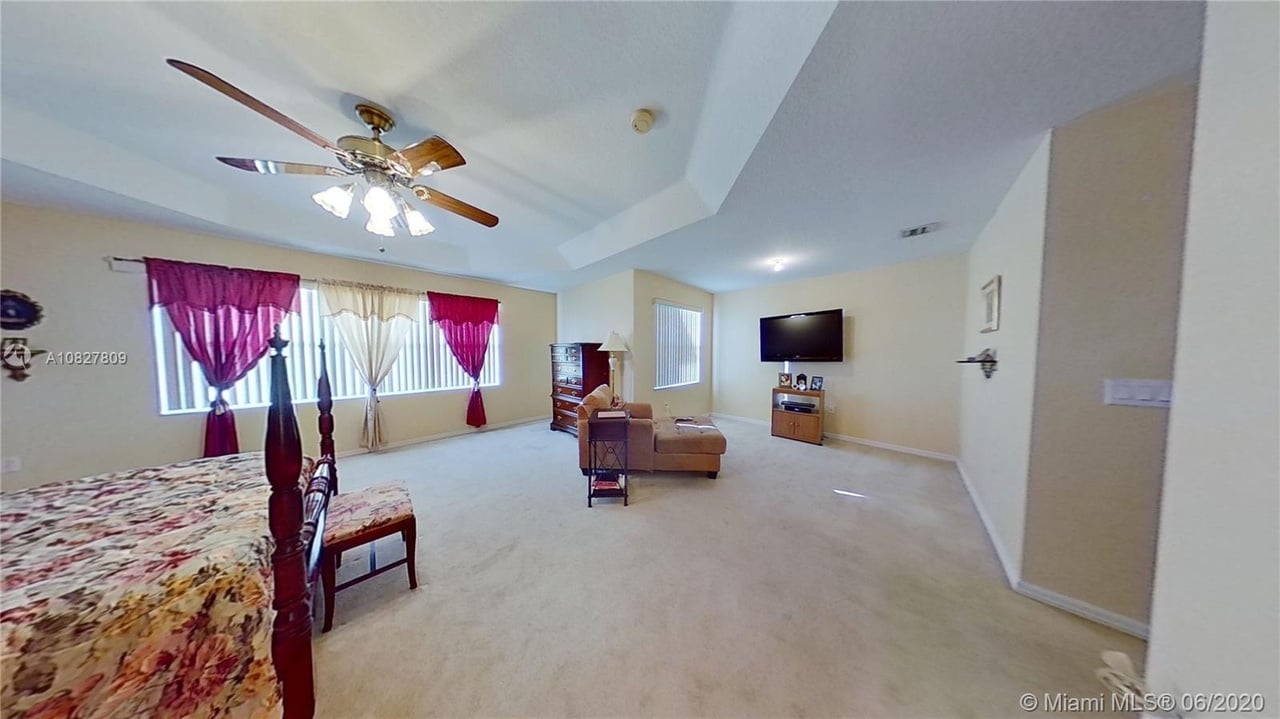 1882 SW 152nd Ter