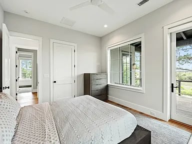 6 Little Rabbit Ln